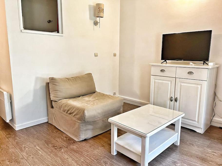 Appartement Tout Confort, Piscine Et Acces Plage Sanary-sur-Mer Eksteriør bilde