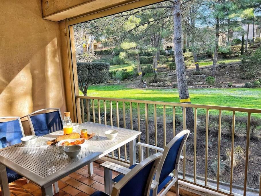 Appartement Tout Confort, Piscine Et Acces Plage Sanary-sur-Mer Eksteriør bilde